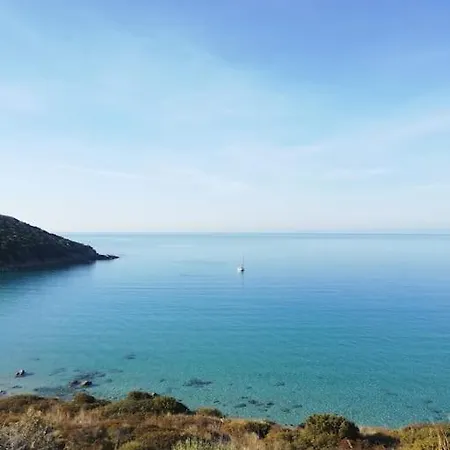 Casa Con Giardino Vakantiehuis Quartu SantʼElena