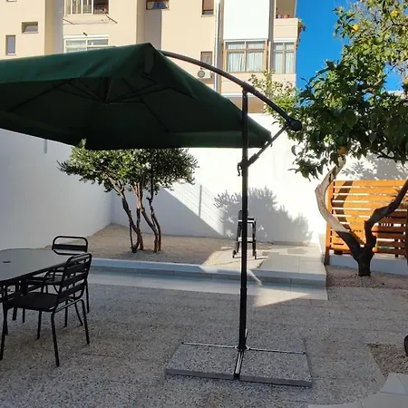 Casa Con Giardino *
