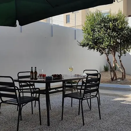 Casa Con Giardino